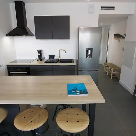 - T2 - Hypercentre - Climatise - Couple Apartamento