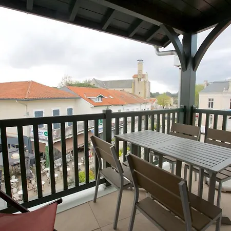 - T2 - Hypercentre - Climatise - Couple * Capbreton